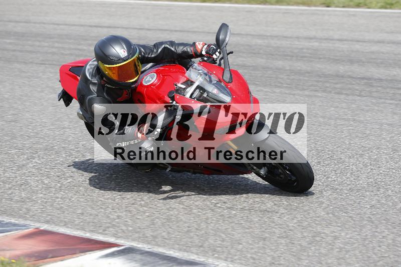 /27 12.06.2025 Ducati Schweiz Trackday Warmup  ADR/blau-bleu/ohne